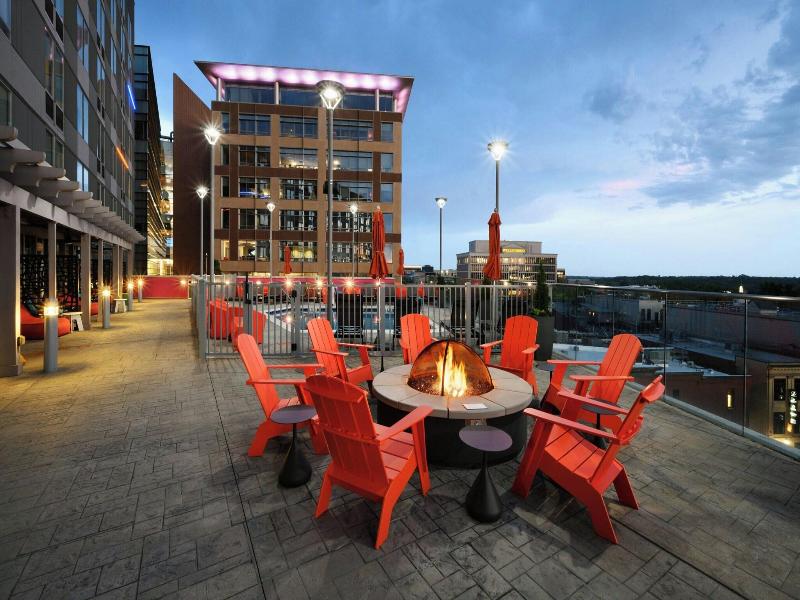 Aloft Greenville Downtown image