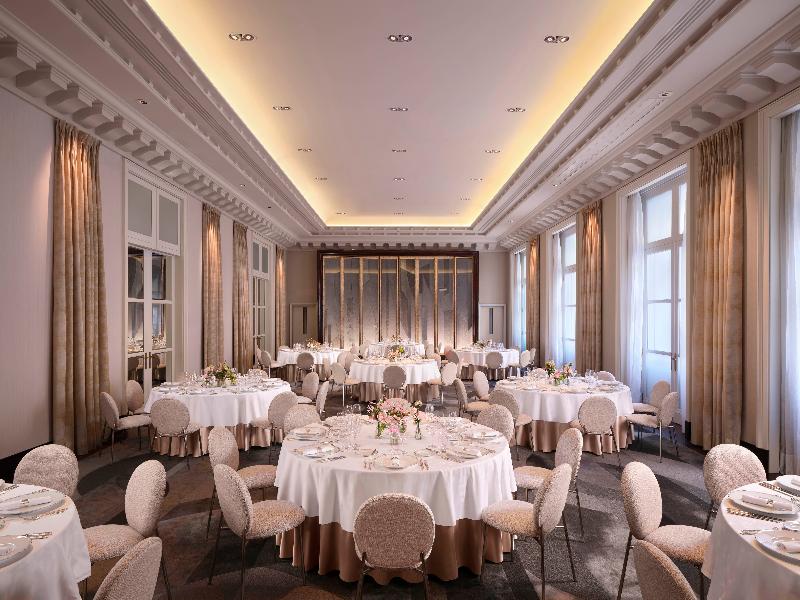 The Peninsula Paris image