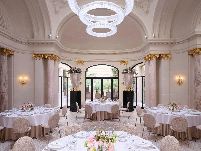 The Peninsula Paris image