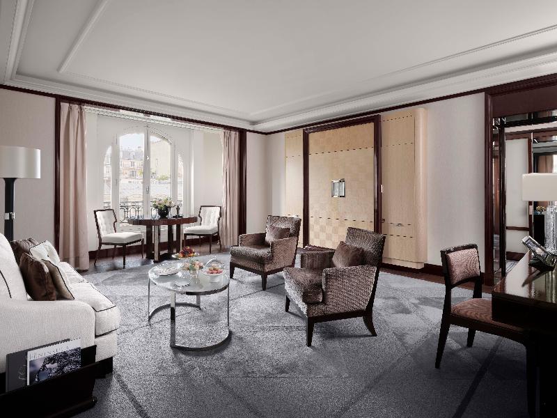 The Peninsula Paris image