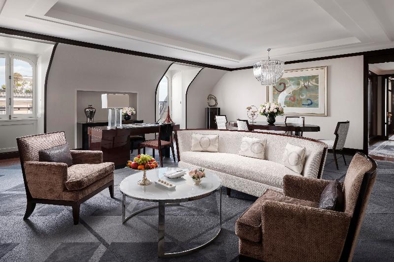 The Peninsula Paris image
