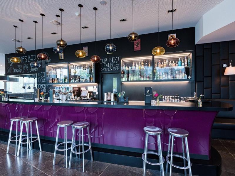 Modern Times Hotel Vevey image