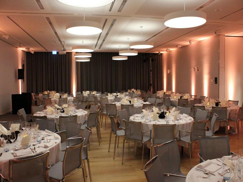 Modern Times Hotel Vevey image