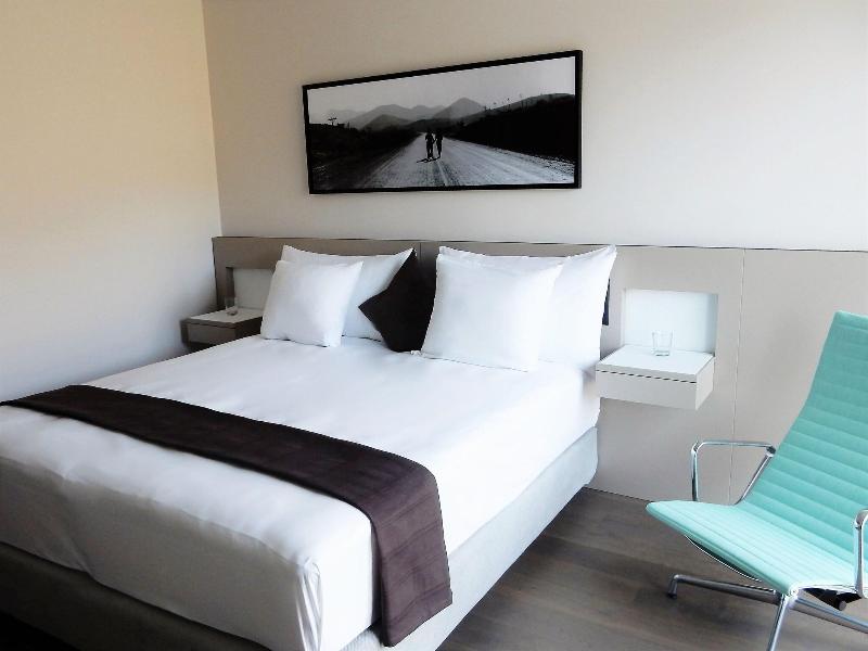 Modern Times Hotel Vevey image
