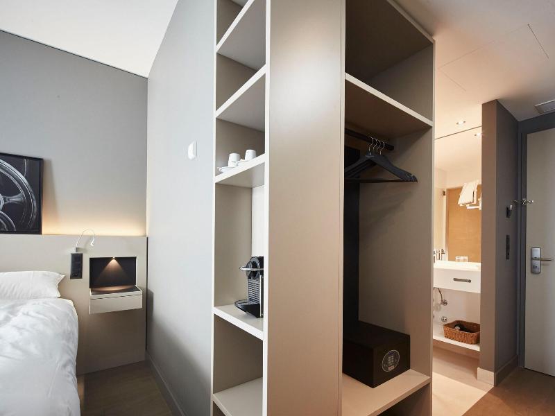 Modern Times Hotel Vevey image