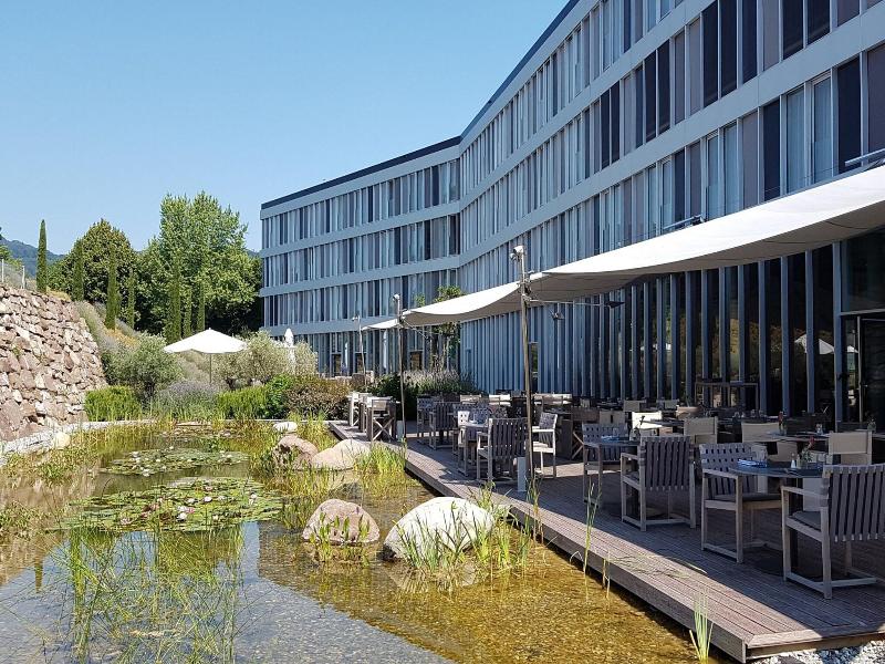 Modern Times Hotel Vevey image