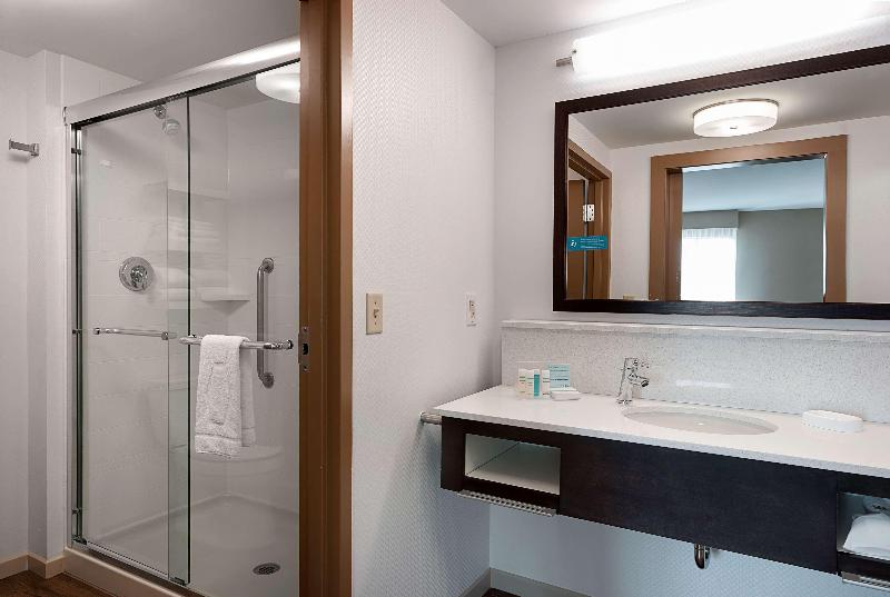 Hampton Inn & Suites Fort Mill image