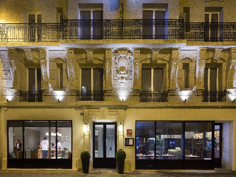 Coq Hotel (Community of Quality) image
