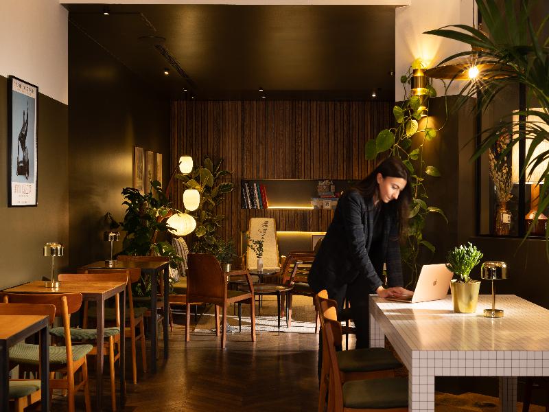 Coq Hotel (Community of Quality) image