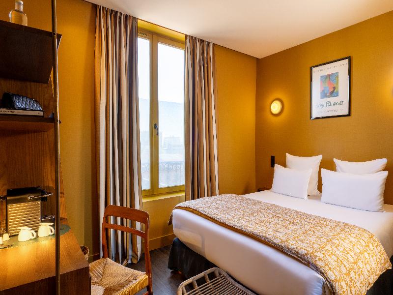 Coq Hotel (Community of Quality) image