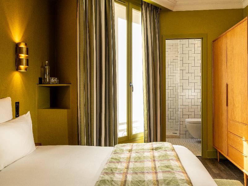 Coq Hotel (Community of Quality) image