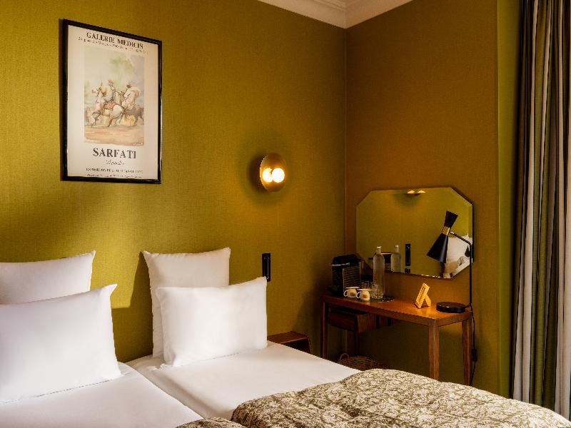 Coq Hotel (Community of Quality) image