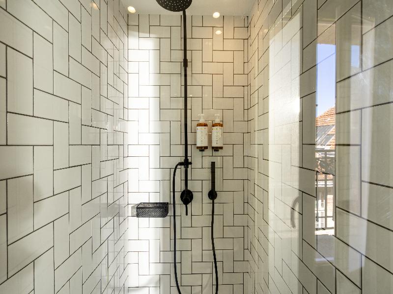 Coq Hotel (Community of Quality) image