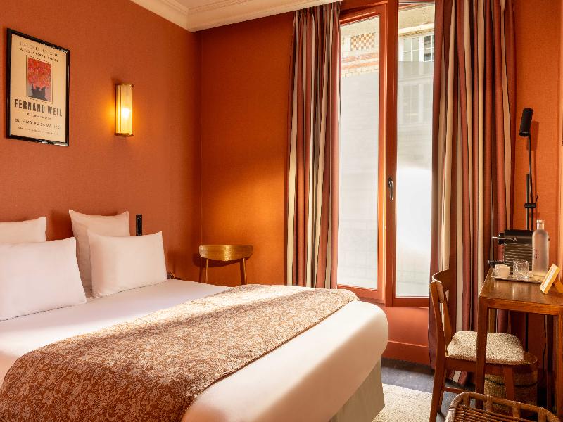 Coq Hotel (Community of Quality) image