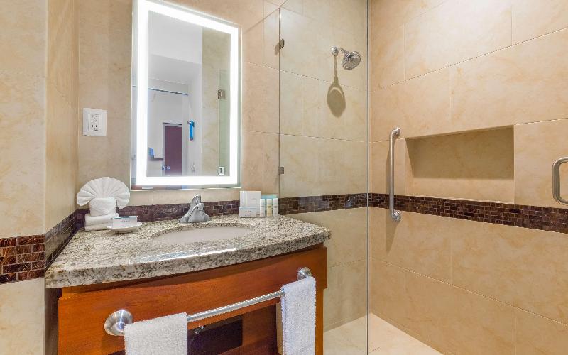 Hampton Inn and Suites By Hilton  Los Cabos image