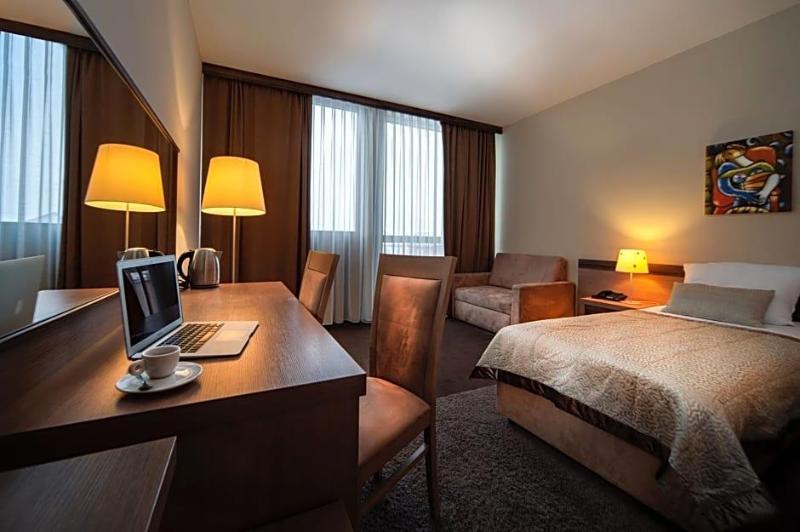 Hotel Kras image