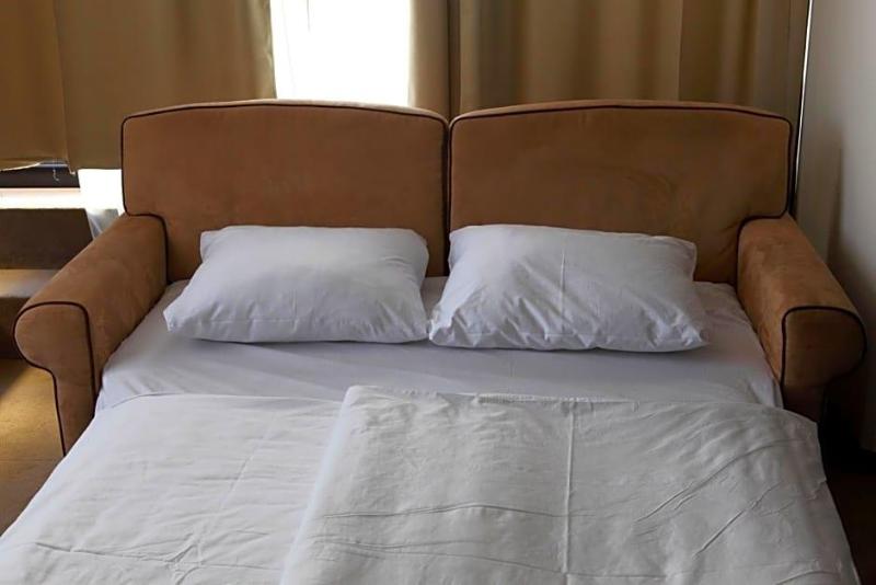 Hotel Kras image