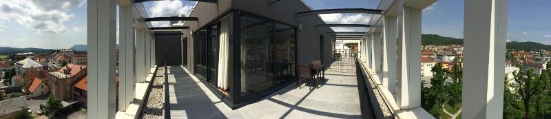 Hotel Kras image