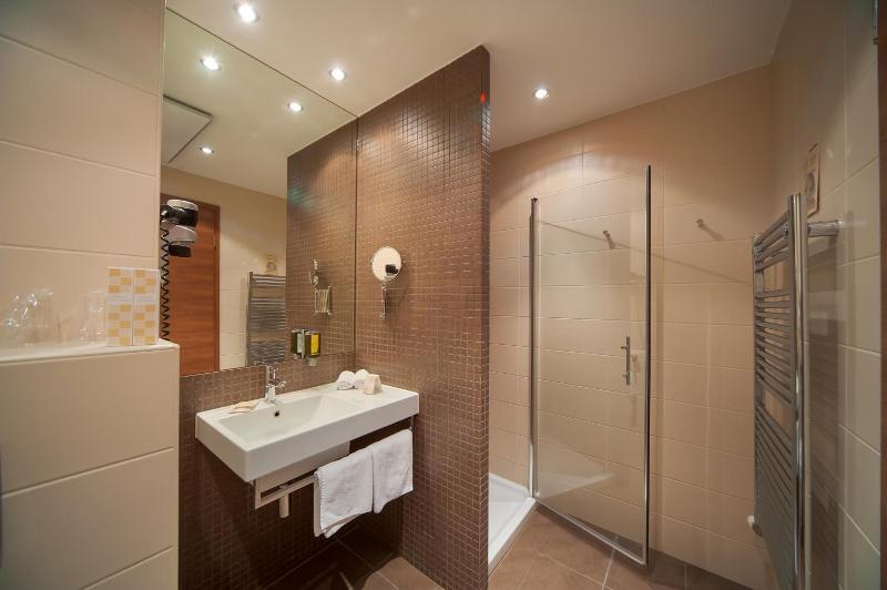 Hotel Kras image