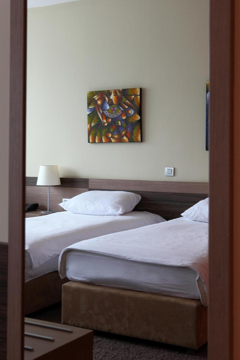 Hotel Kras image