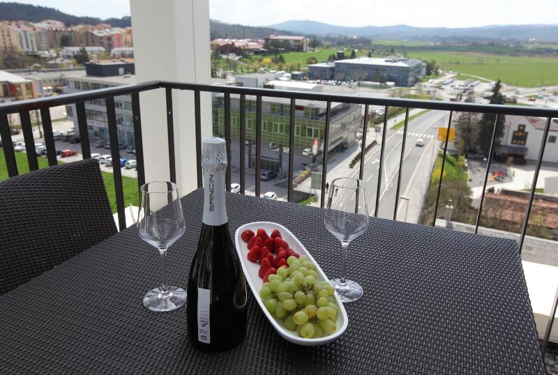 Hotel Kras image