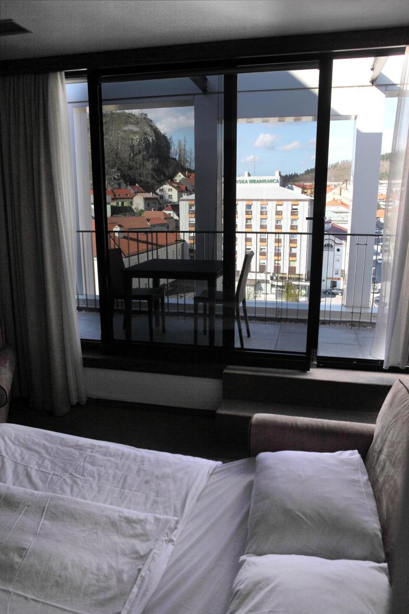 Hotel Kras image