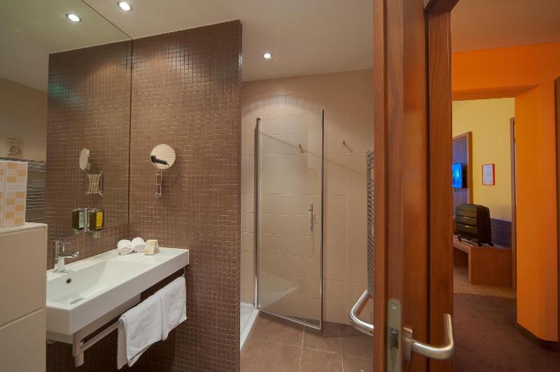 Hotel Kras image