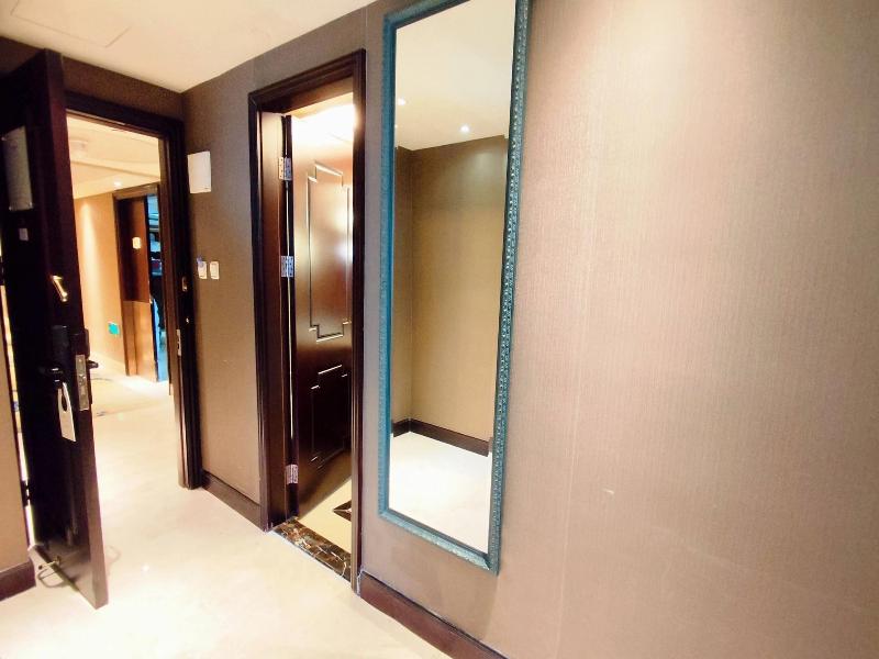 Ramada Plaza Tian Lu Hotel Wuhan image
