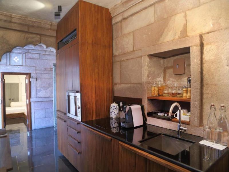 Hotel Raas image