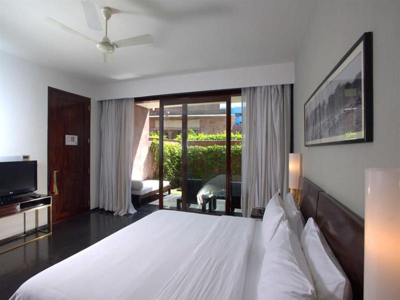 Hotel Raas image