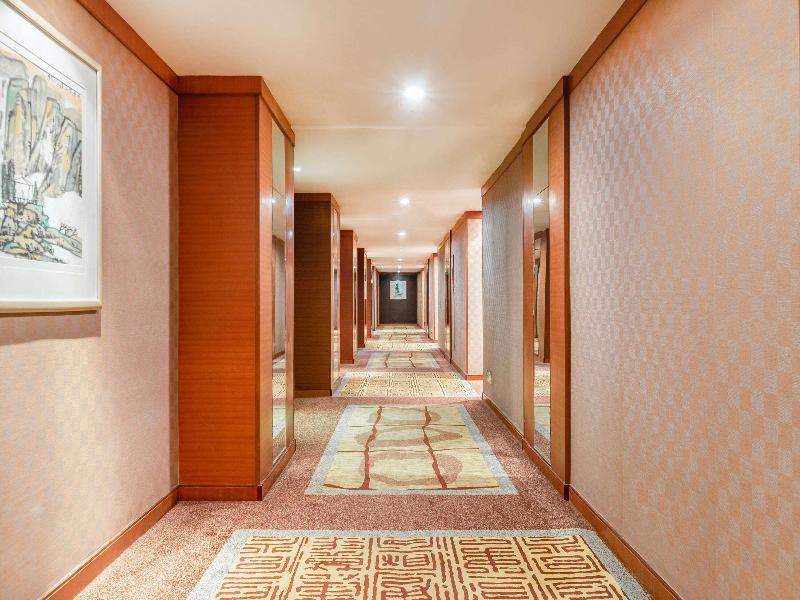 Days Hotel & Suites By Wyndham Jiaozuo image