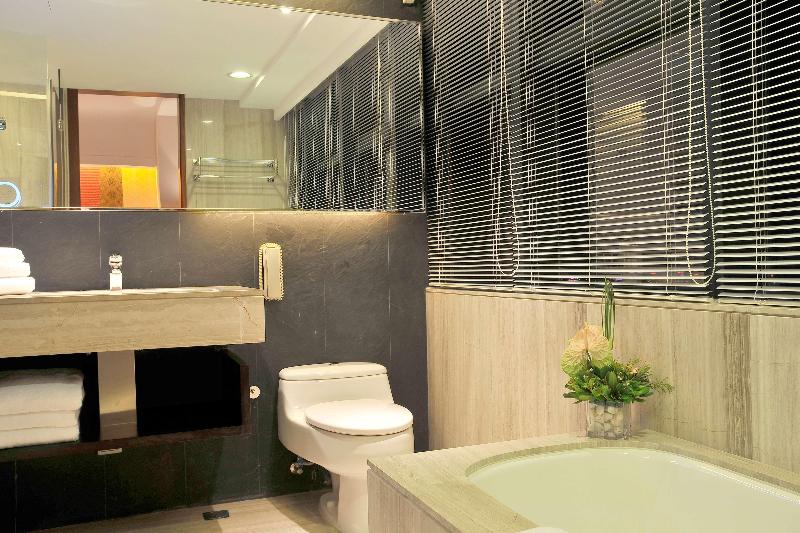 Radisson Blu Hotel Liuzhou image