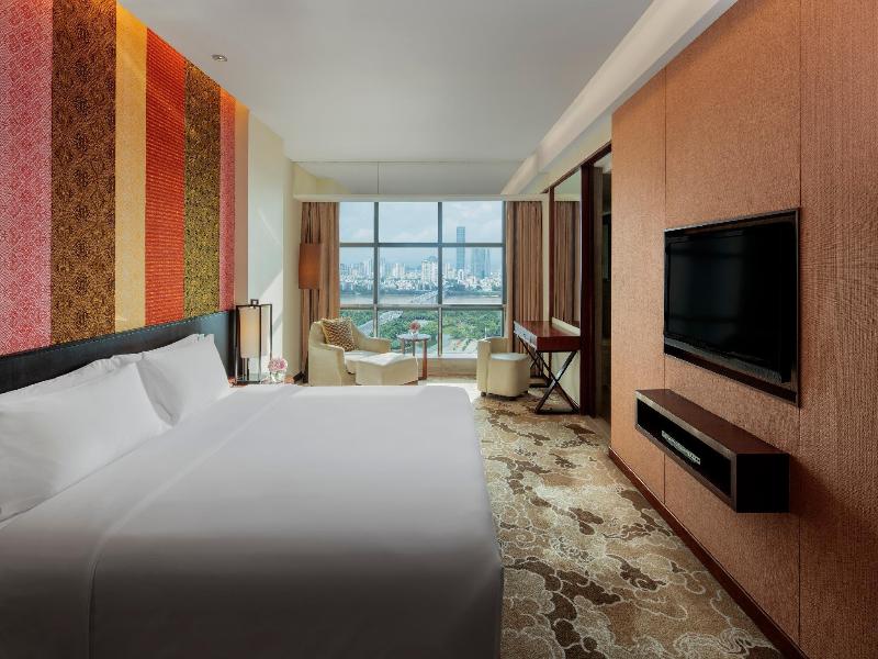 Radisson Blu Hotel Liuzhou image
