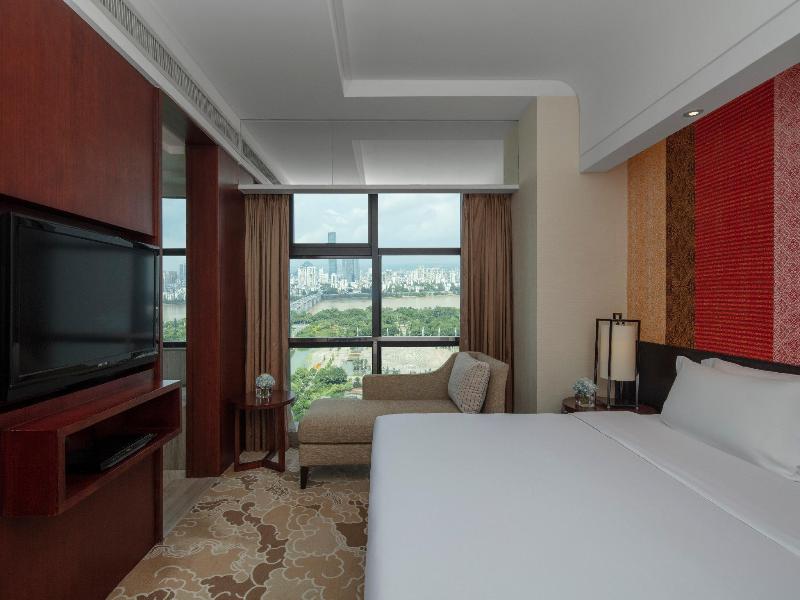 Radisson Blu Hotel Liuzhou image