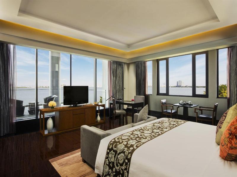 Worldhotel Grand Dushulake Suzhou image