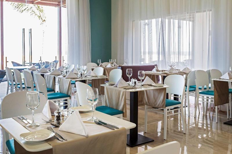 Park Inn By Radisson Hotel & Residence Duqm image