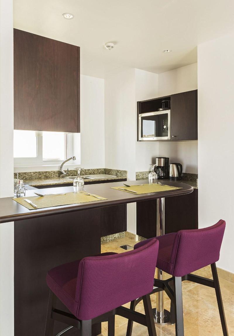 Park Inn By Radisson Hotel & Residence Duqm image