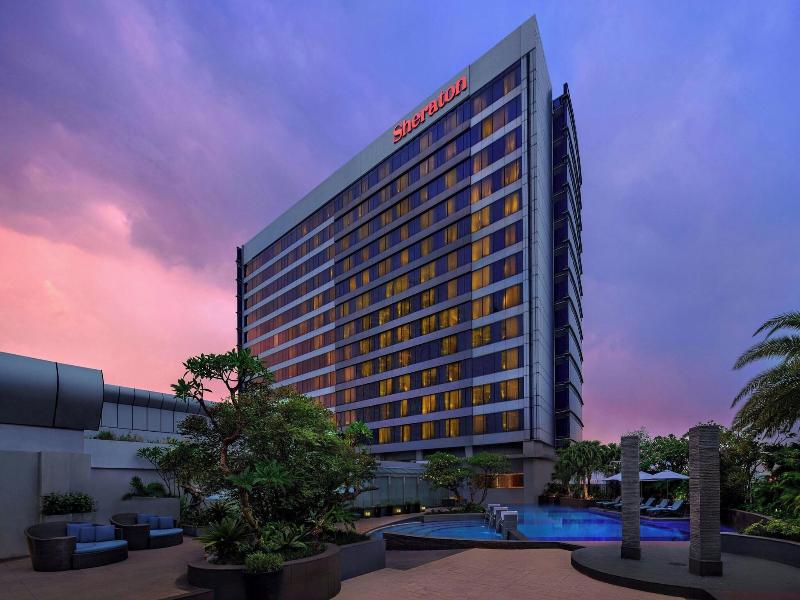 Sheraton Jakarta Gandaria City Hotel image