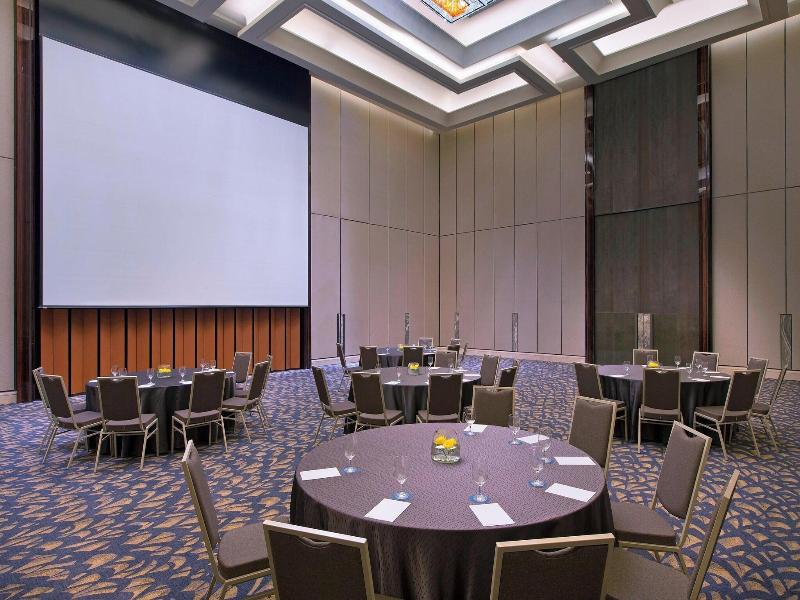 Sheraton Jakarta Gandaria City Hotel image