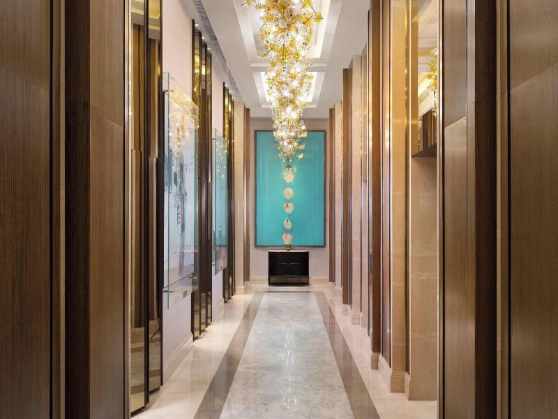 Sheraton Jakarta Gandaria City Hotel image