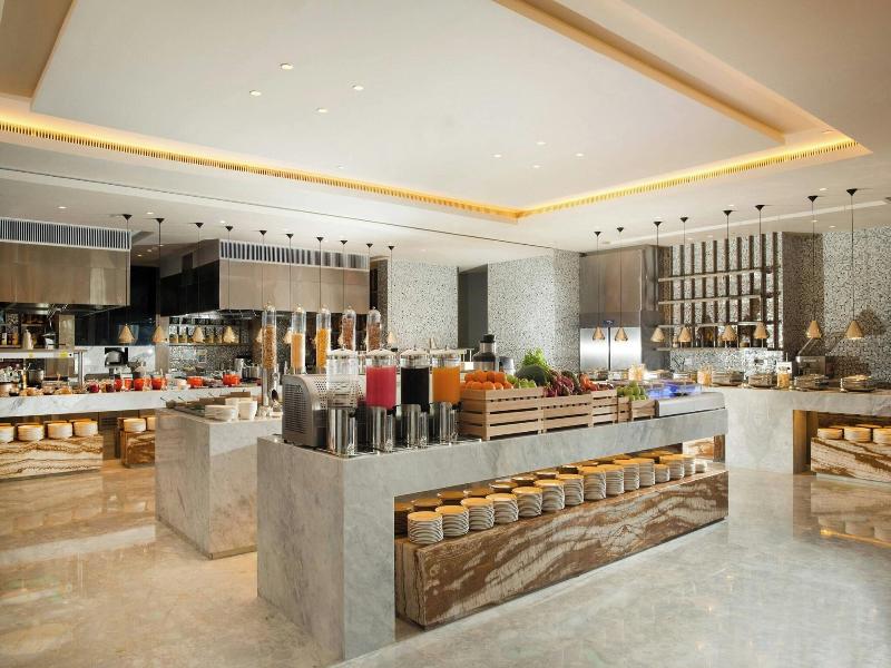 Sheraton Jakarta Gandaria City Hotel image