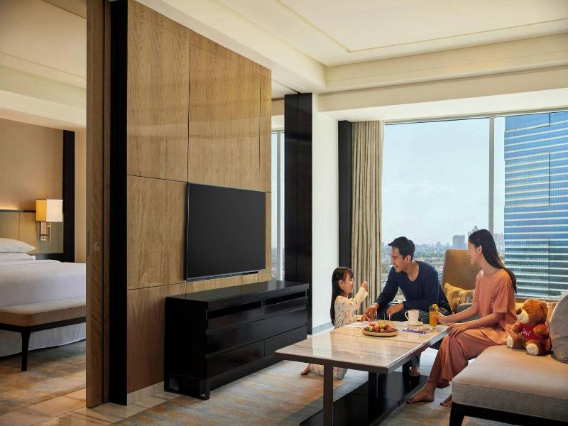 Sheraton Jakarta Gandaria City Hotel image