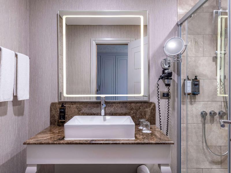 Mercure Tbilisi Old Town image