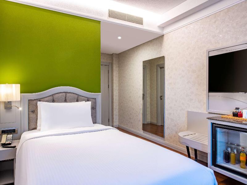 Mercure Tbilisi Old Town image