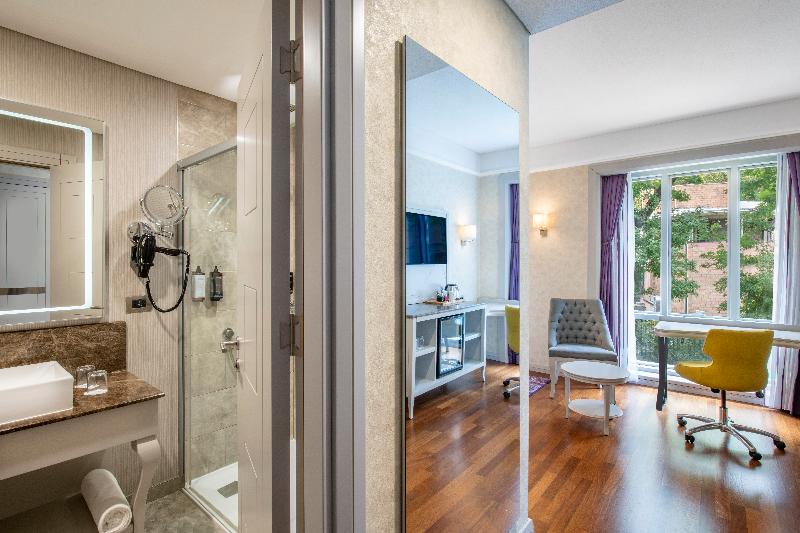 Mercure Tbilisi Old Town image