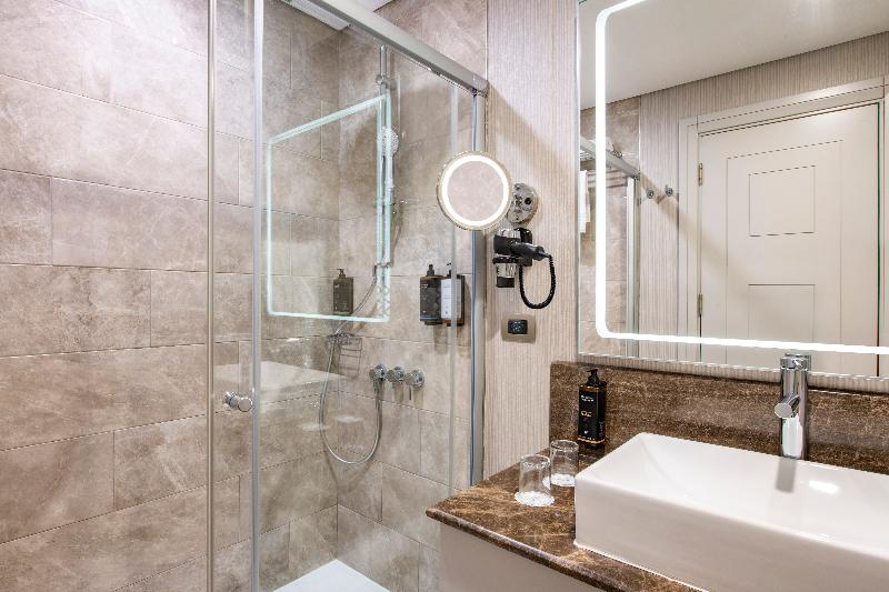 Mercure Tbilisi Old Town image