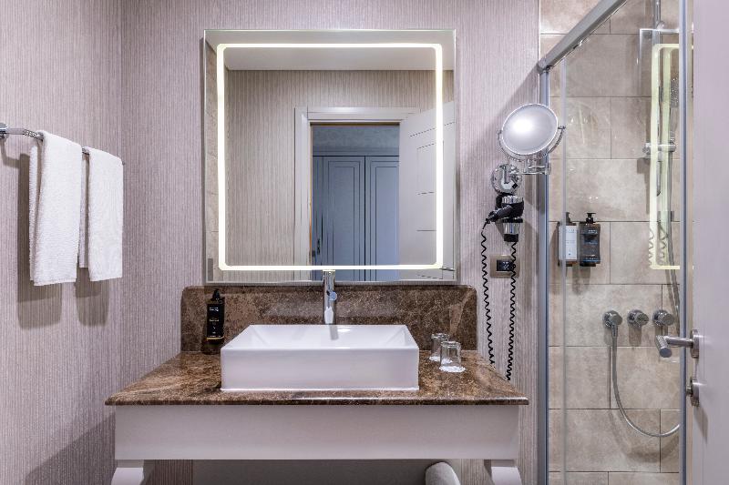 Mercure Tbilisi Old Town image