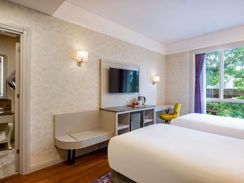 Mercure Tbilisi Old Town image