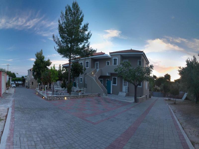 Epavlis Resort image