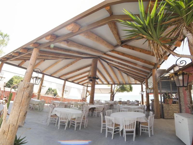 Epavlis Resort image